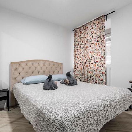 El Triangulo Del Arte - Jacuzzi Apartment Madrid Bagian luar foto