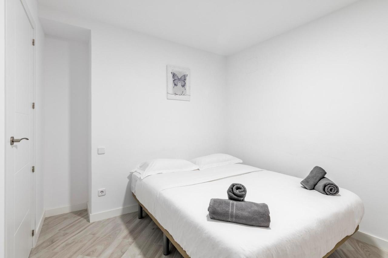 El Triangulo Del Arte - Jacuzzi Apartment Madrid Bagian luar foto